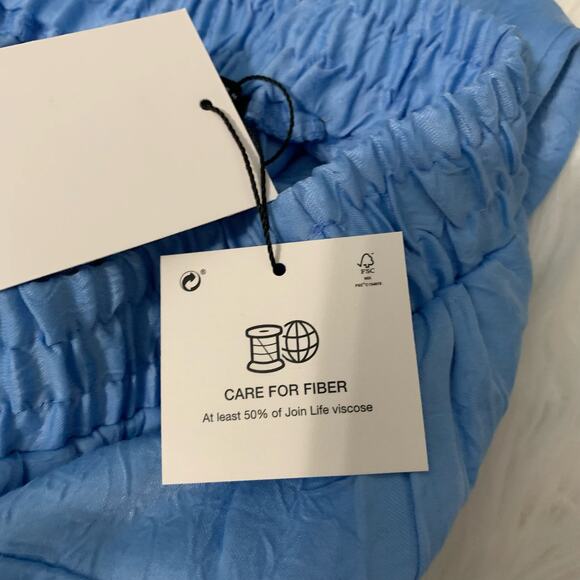 NWT Zara blue satin effect elastic waist cargo style shorts - Picture 8 of 8